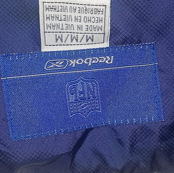 Ladies Reebok NFL New England Patriots vest - Picture 3 of 3